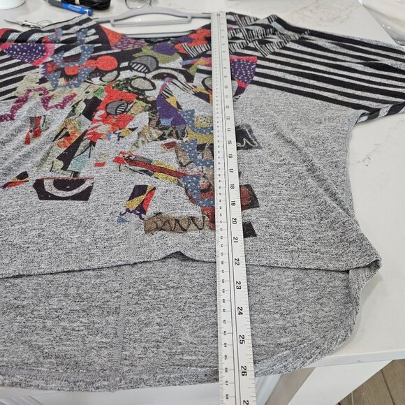 Inoah Top Sz Medium Abstract Long Sleeve Maximalist Artsy Gray Dopamine - Picture 6 of 8